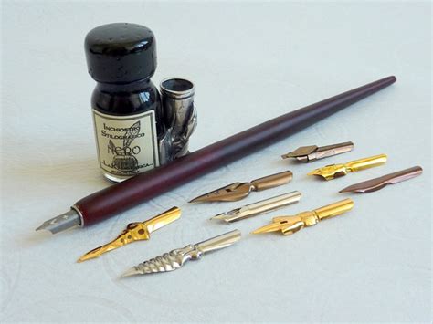 Wooden Dip Pen 9 Nibs Ink and Pen Holder