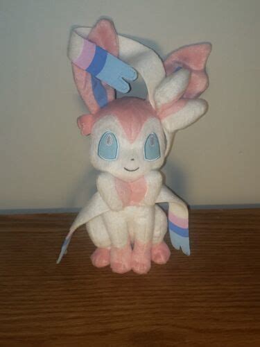 Tomy Pokemon Sylveon Eevee Plush Stuffed Toy Nintendo Gamer NWOT ...