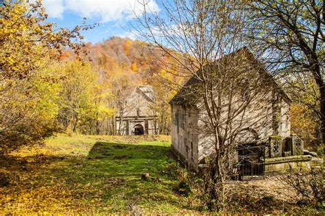 Hiking in Dilijan National Park. Monateries – FindArmenia