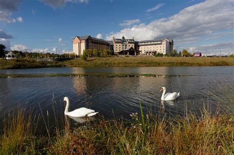 Poconos Casino Offers Lesson as New York Weighs Proposals in Catskills - The New York Times