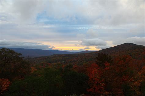 Autumn Sunset Across Mountains | Mountain Views| Free Nature Pictures ...