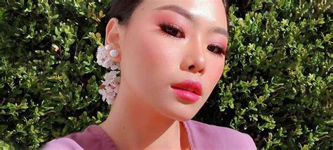 Pink Makeup Looks: A Monochromatic Makeup Tutorial - L’Oréal Paris