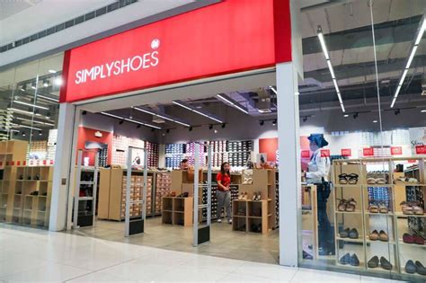 Henry Sy goes back to 'Shoe Mart' roots with retail experiment | ABS ...