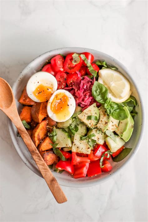 Healthy Lunch Salad Recipe: The Rainbow Bowl - The Pure Life