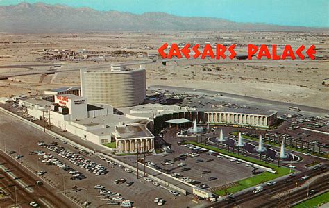 File:Caesars Palace in 1970.jpg - Wikimedia Commons