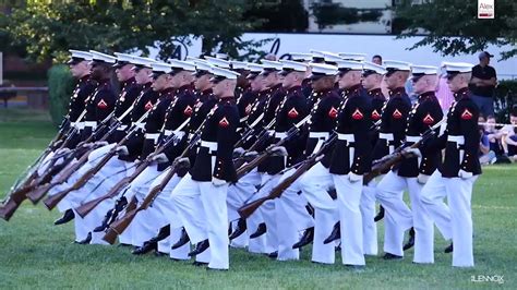 Watch The Amazing Marine Corps Silent Drill Platoon Perform at the ...