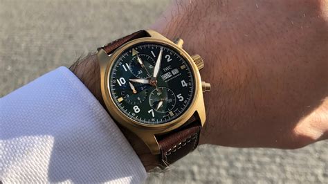 IWC Pilot’s watch Chronograph Spitfire bronze - YouTube