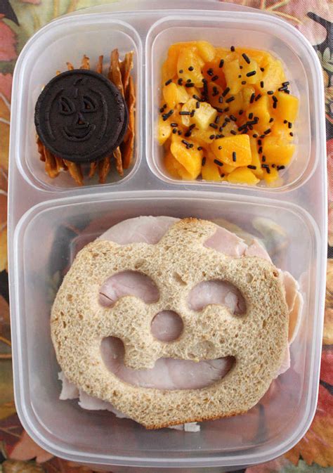 10 Super-Scary But Also Very Cute Bento Boxes for Halloween | Martha ...