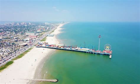 15 of the Best Beaches in Galveston Texas! - Just a Pack