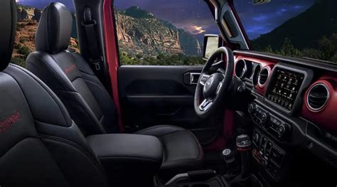 2023 Jeep Wrangler Interior | Findlay Chrysler Dodge Jeep Ram