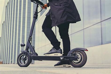 Dec 20 - Government Bans Use Of Electric Scooters On Footpaths - Your ...