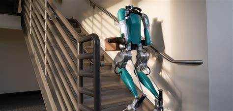 Agility Robotics and Ford team up to further develop humanoid delivery ...