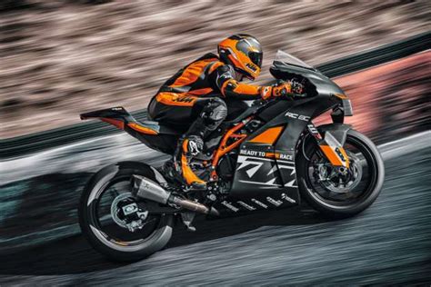 2023 KTM RC8C released - 200 units, track use only - paultan.org