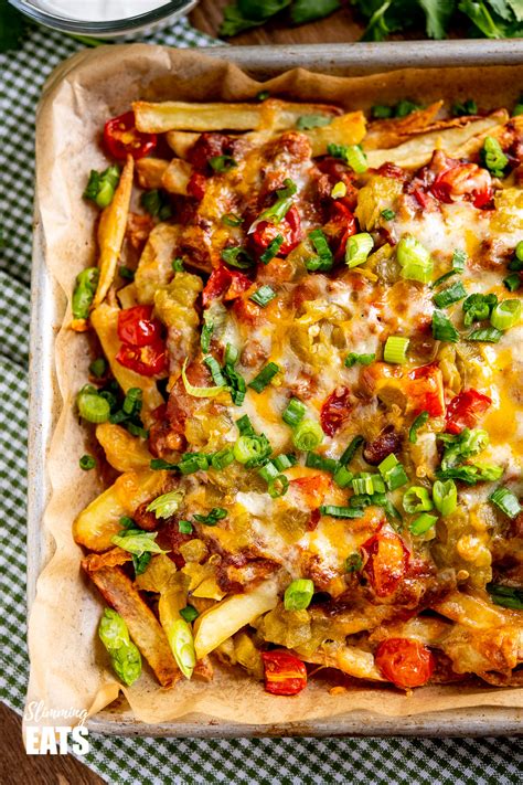 The Ultimate Sharing Layered Chilli Cheese Fries | Slimming Eats