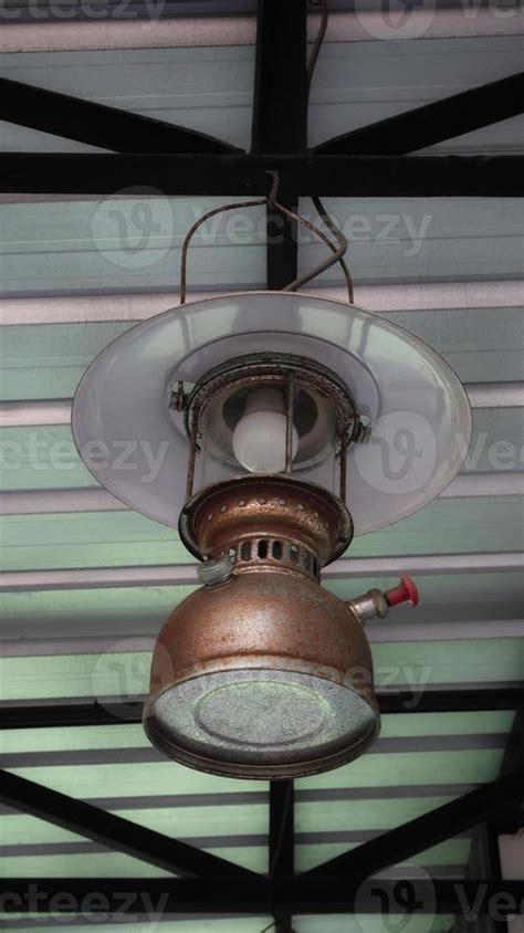 Vintage old hanging storm lantern at the ceiling. 15634193 Stock Photo ...