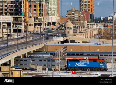 A Metra commuter train heads into Union Station in Chicago, IL Stock ...