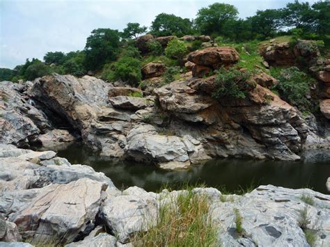 Escapades....: Chunchi Falls - Sangama - Mekedatu