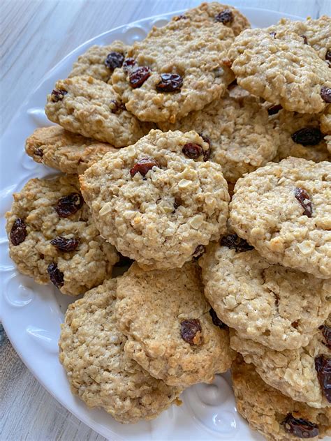 20 Minute Soft Baked Oatmeal Raisin Cookies – Peanut Butter and Jilly