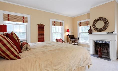 The Brunswick Inn in - Brunswick, ME | Groupon Getaways