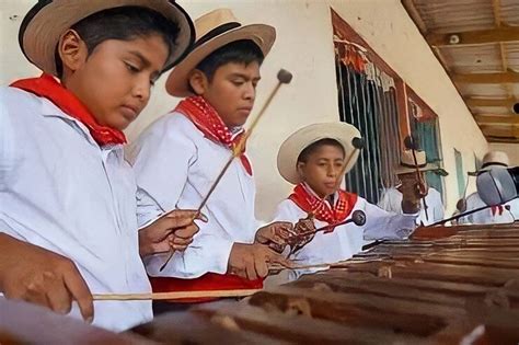 La Marimba: Guatemala’s National Instrument — Phalarope.org