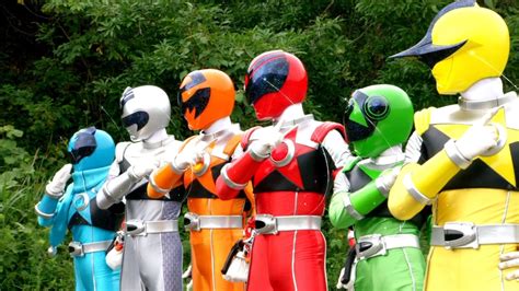 My Shiny Toy Robots: Movie REVIEW: Uchu Sentai Kyuranger: Episode of Stinger