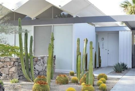 Palm Springs Offers Tours of Midcentury Modern Architecture