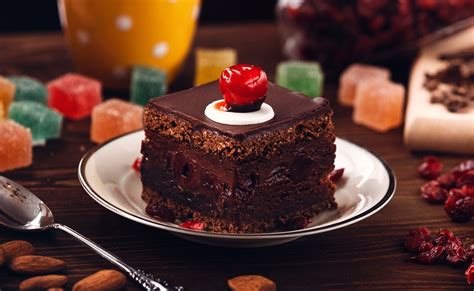 Download Chocolate Pastry Cake Food Dessert HD Wallpaper