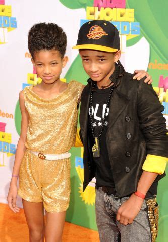 14 Pics Of Willow & Jaden Smith Showing Sibling Love! (PHOTOS) | Global Grind