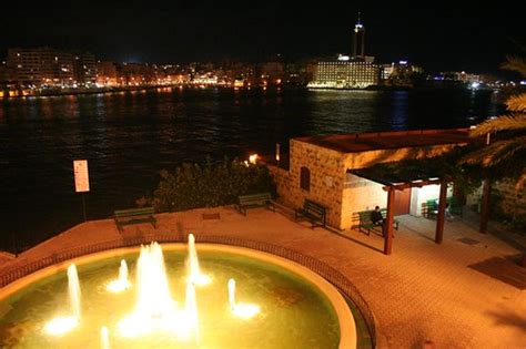 Photos of Malta by Night - Malta Travel Guide, Travel Guide Malta Gozo