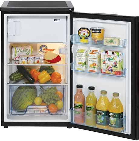 Energy efficient refrigerators from Lec