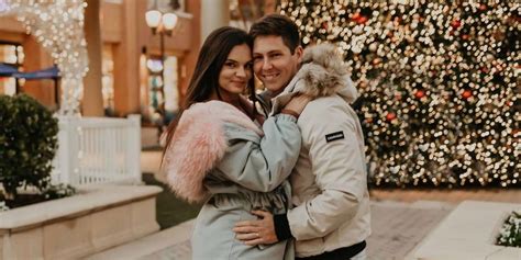 90 Day Fiancé: Julia & Brandon's Cutest Winter 2022 Pics Ranked