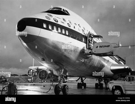 Boeing 747 rollout (2 Stock Photo - Alamy