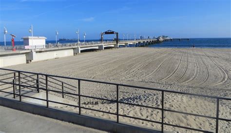 Belmont Shore Beach in Long Beach, CA - California Beaches