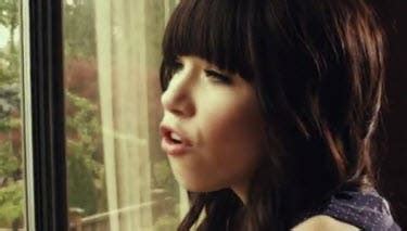 Carly Rae Jepsen – ‘Call Me Maybe’ Music Video | Starmometer