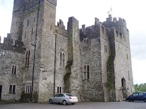 17 Haunted Castles In Ireland To Visit & Some You Can Stay In