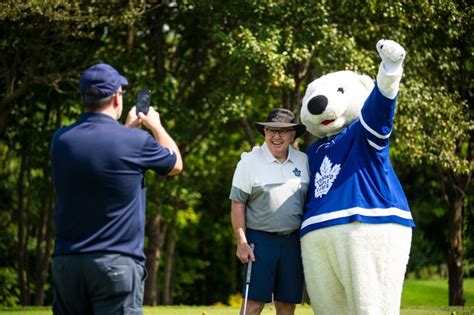 Calgary Flames’ Harvey the Hound is the worst mascot in the NHL, fans say | Globalnews.ca