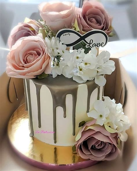 Bridal Shower Cakes – La Patissiere