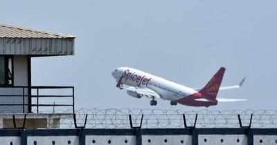 Kandla, Porbandar get daily flights to Mumbai | Surat News - Times of India