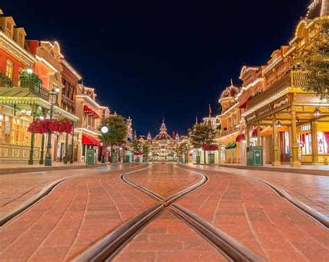 Main Street USA in Disneyland Paris DLP | Disneyland paris, Main street ...