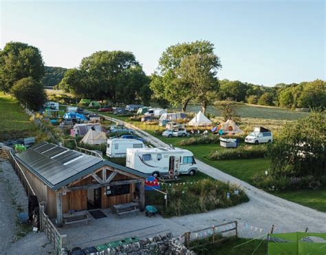 Dale Farm Rural Campsite , Great Longstone Campsites, Derbyshire