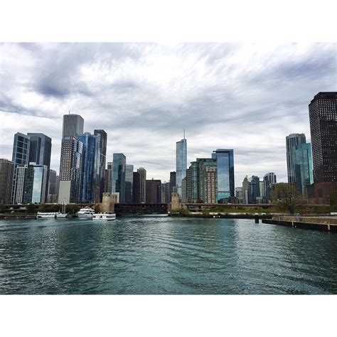 Chicago river architecture tour : r/CityFans