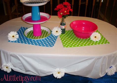 Flower Table Cloth Weights - A Little Tipsy