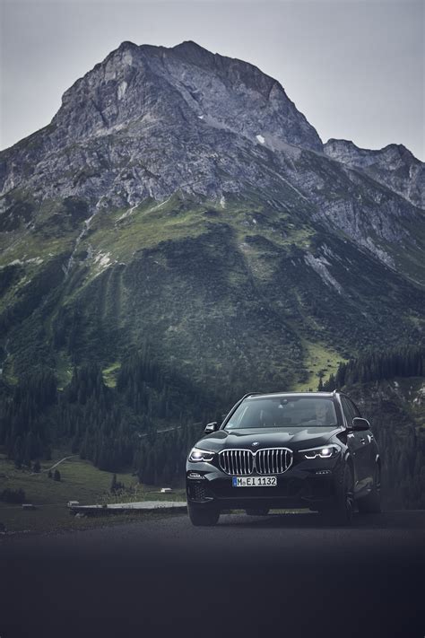 BMW Launches Plug-In Hybrid X5 xDrive45e With 388 HP, Up To 54 Miles Of EV Range | Carscoops