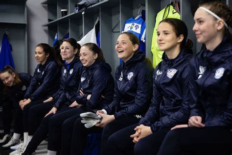 ‘We are still playing’: Women’s football defiant in the Ukraine | Arab News