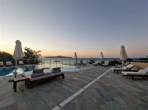 PANORAMA HOTEL - Updated 2022 Prices & Reviews (Galatas, Greece)