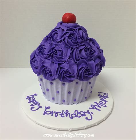 Jumbo Cupcake Cake | Cupcake cakes, Baking, Desserts