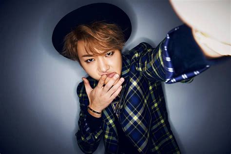 JunHyung "FLOWER" EP | Yong jun hyung, Photoshoot, Korean music