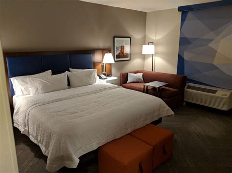 Hampton Inn & Suites Phoenix Downtown - 53 Photos & 11 Reviews - Hotels ...