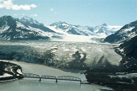 Glaciers In Alaska: Best Ways to See Alaska's Glaciers | ALASKA.ORG