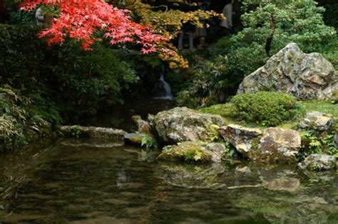Japanese Garden @ Nanzenin | 南禅院庭園の池と紅葉。 (2005/11/26 Nanzenj… | Flickr